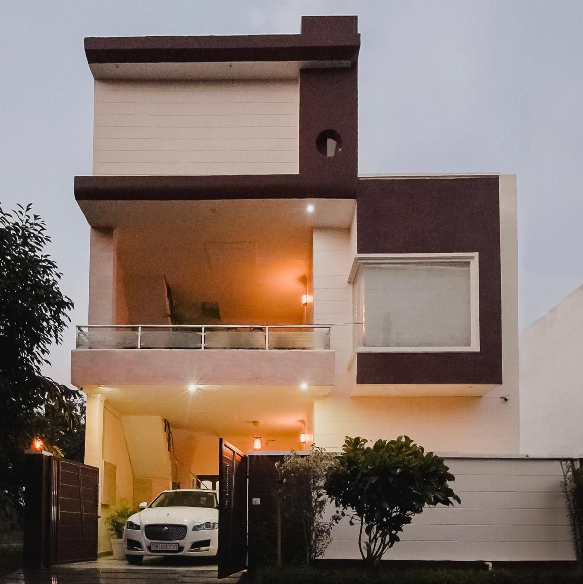 Silver Leaf Apartments Amritsar Exterior photo